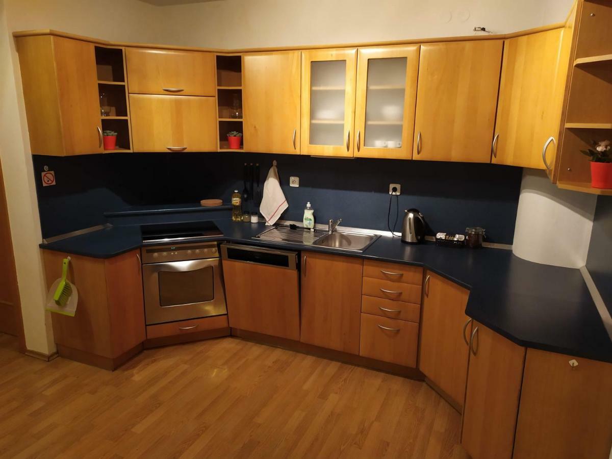 Kate & Jenny - Two-Level Apartment In The Old Town 布拉迪斯拉发 外观 照片