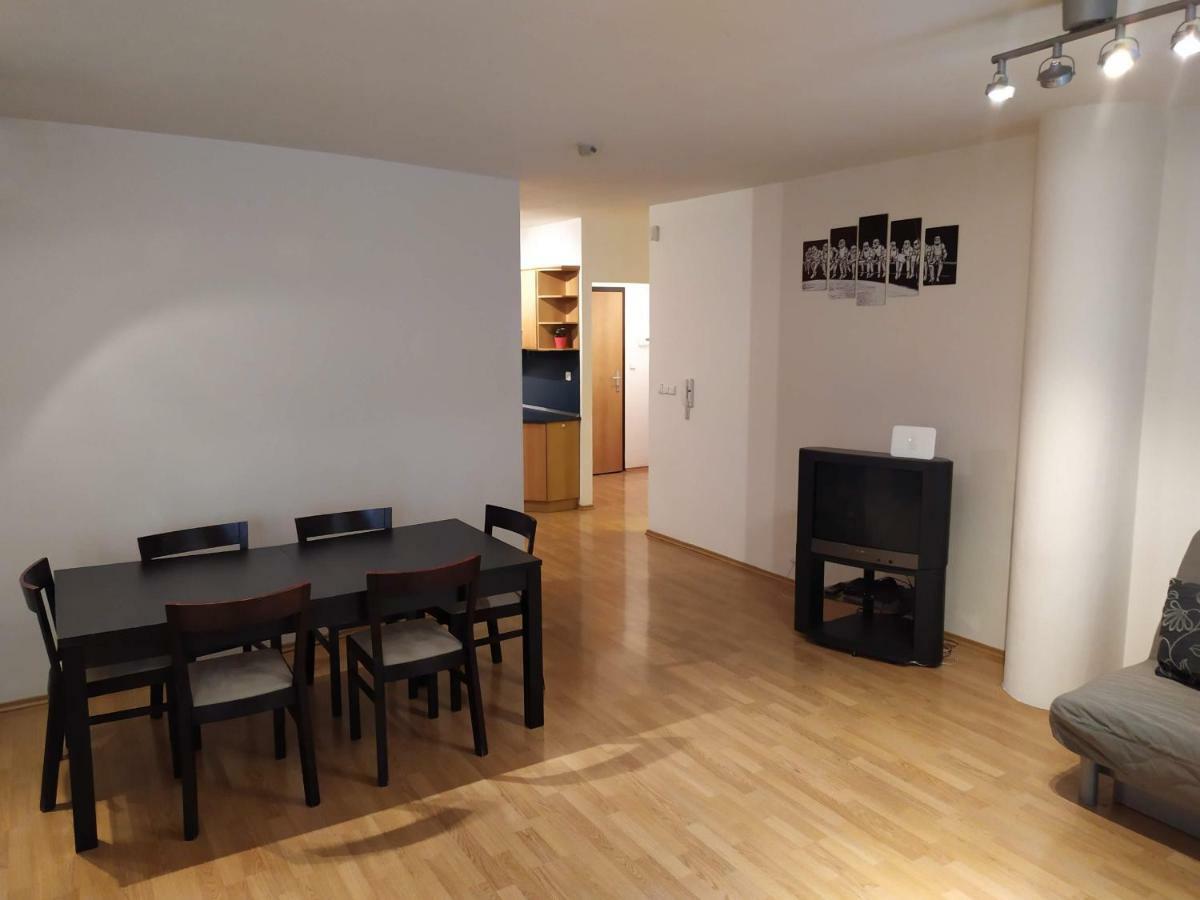 Kate & Jenny - Two-Level Apartment In The Old Town 布拉迪斯拉发 外观 照片