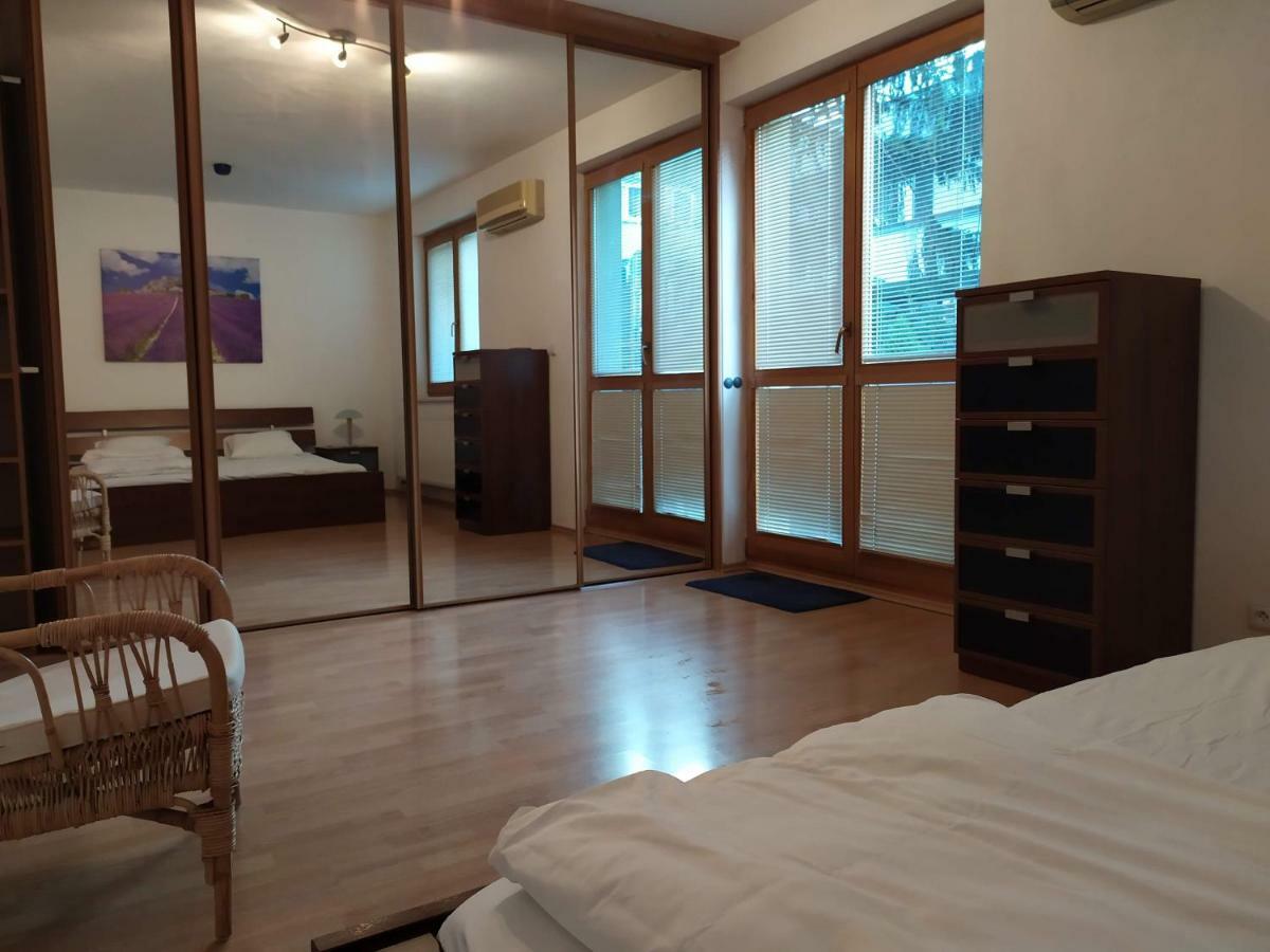 Kate & Jenny - Two-Level Apartment In The Old Town 布拉迪斯拉发 外观 照片