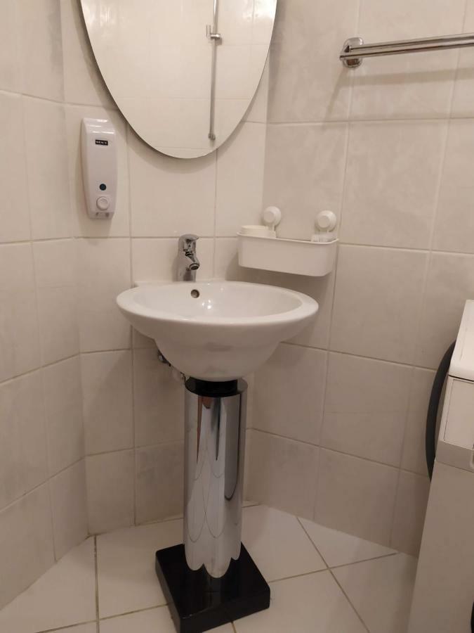 Kate & Jenny - Two-Level Apartment In The Old Town 布拉迪斯拉发 外观 照片